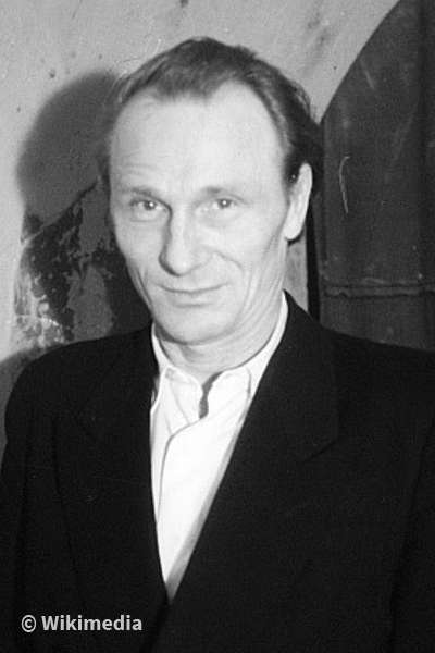 Ernst Busch