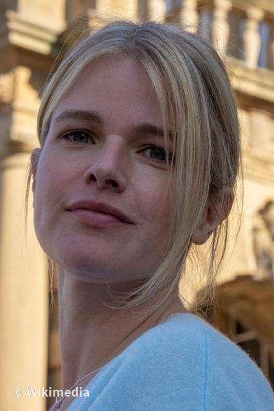 Mira Bartuschek Mira Bartuschek