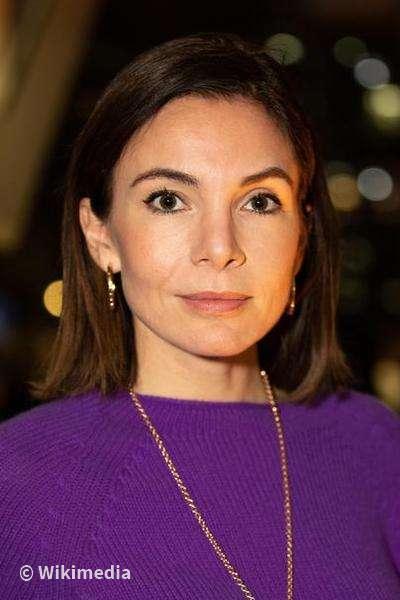 Nadine Warmuth Nadine Warmuth