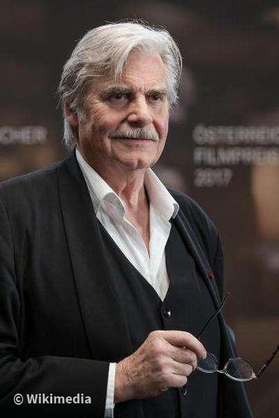 Peter Simonischek Peter Simonischek