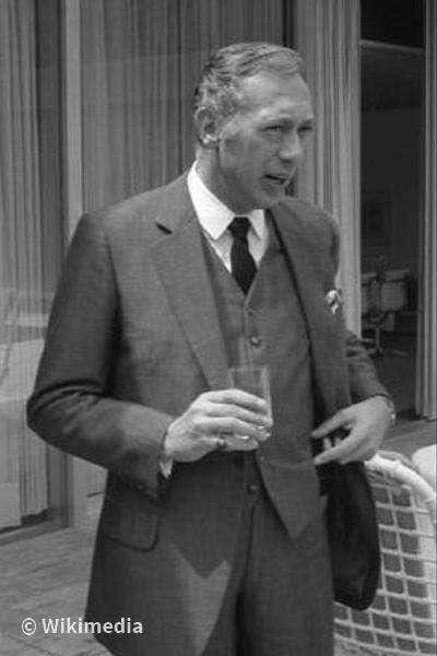 Horst Tappert Horst Tappert