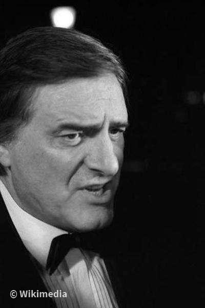 Helmut Fischer Helmut Fischer
