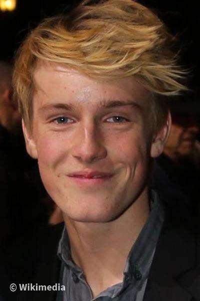 Louis Hofmann Louis Hofmann