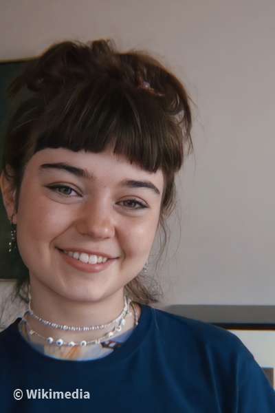 Ella Lee