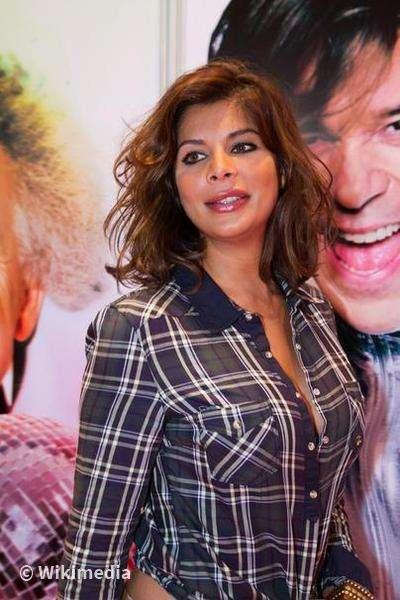 Indira Weis Indira Weis