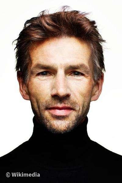 Tobias Langhoff Tobias Langhoff