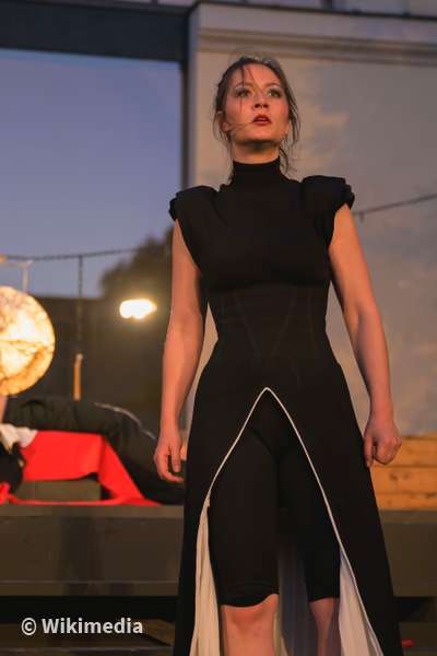 Julia Gröbl