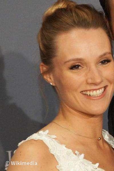 Anna Hofbauer Anna Hofbauer